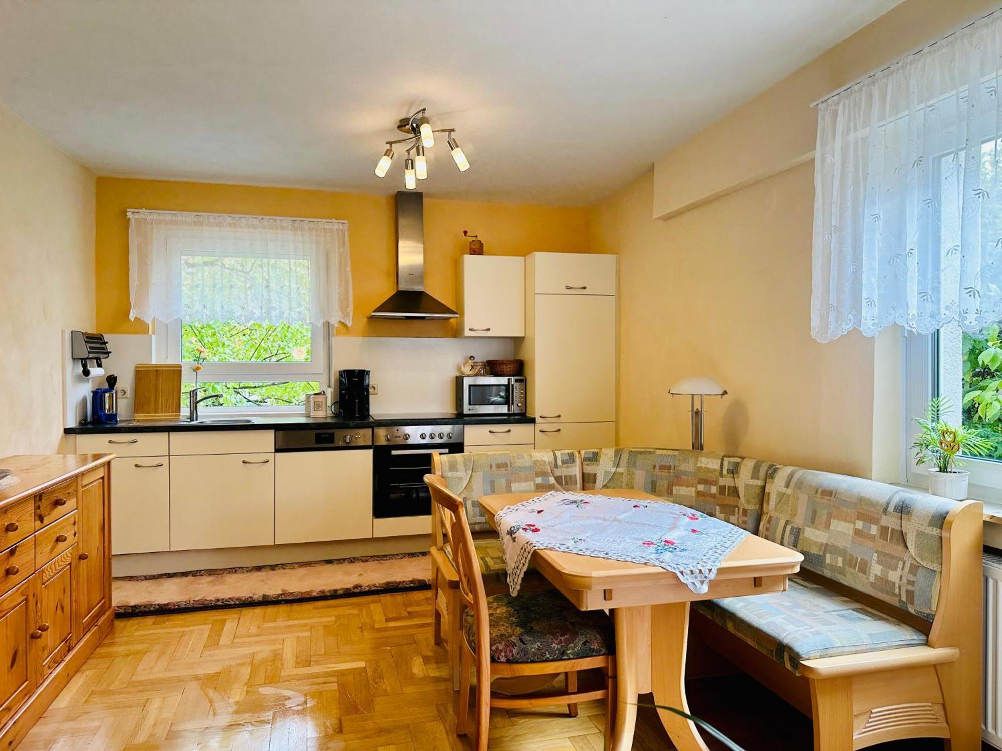 2,5-Zimmerwohnung Mit Terrasse - Keine Monteure 마르바흐암넥카 외부 사진